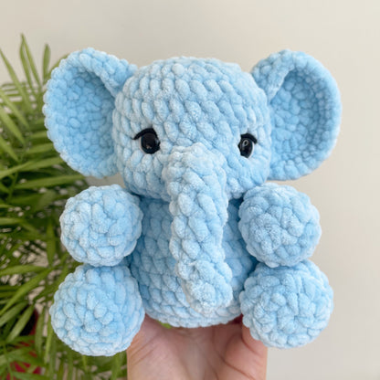 Elephant Crochet Pattern: Beginner-Friendly Amigurumi Plush Toy (PDF in English)